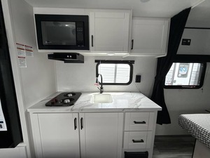 Nouvelles caravanes de voyage Ja-y-co Jay Flight Slx 175FQ 2026 - Product Image 2