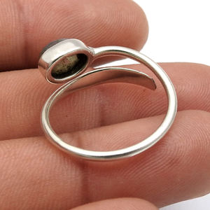 Design moderne Labradorite naturelle 925 vente en gros de pierres précieuses en argent sterling bagues faites à la main bijoux fins aux prix d'usine en gros - Product Image 4