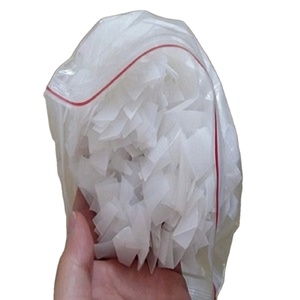 ขวดน้ำดื่มรีไซเคิล HDPE เกรดการขึ้นรูปเศษสำหรับทำโปรไฟล์ผลิตภัณฑ์พลาสติกรีไซเคิลคุณภาพระดับพรีเมี่ยม - Product Image 1