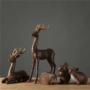 Vente en gros Costume nordique Accessoires de décoration pour la maison Statue de table sculpturale en résine animale Ornements nordiques Décoration intérieure - Product Image 6