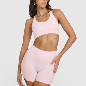 Prix usine Ballet Rose Unifié Shorts Et Doux Mouvement Sport Soutien-Gorge Encolure Dégagée Femmes Gym Workout Deux Pièces Ensemble Pour Les Femmes - Product Image 1