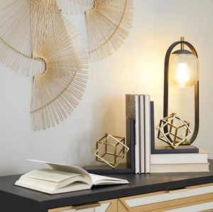 Serre-livres en métal en forme de cube en laiton AK en noir et or fini pièce moderne pour décor de table/décor de salon - Product Image 3