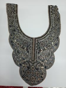 Motifs de cou brodés de luxe pour robes et hauts Décolletés brodés personnalisables pour les fabricants de vêtements qualité 100% - Product Image 5