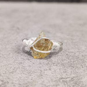 Bijoux en pierre brute bague pour femme Citrine naturelle pierre précieuse brute novembre pierre de naissance bande de fil fait à la main 925 bague en argent Sterling - Product Image 1