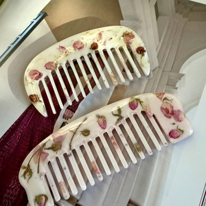 หวีเรซิ่นมืออาชีพสำหรับช่างตัดผม ใช้สำหรับจัดแต่งทรงผมในร้านเสริมสวย วัสดุเรซิ่นคุณภาพสูง - Product Image 1