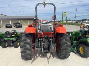 Kubota M7060 Disponible Ahora en Stock, Compre con Entrega Rápida, Precio Bajo, Venta al Por Mayor, Mejor Precio, Kubota M7060 en Venta - Product Image 2