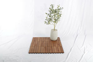 Dalles de terrasse en bois d'acacia 5 lattes conçues pour un revêtement de sol extérieur durable avec une structure de surface stable pour la construction en vrac - Product Image 4