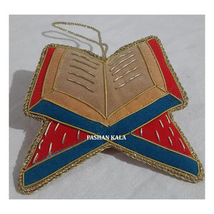 Material de tela nuevo bordado Zari adornos colgantes de árbol de Navidad forma personalizada multicolor utilizado para decoración de fiesta de cumpleaños - Product Image 1