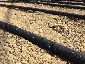 Manguera de Riego por Goteo Porosa Activada por Presión, Ahorra 70% del Agua, Flexible y Duradera, Sistema de Riego Agrícola - Product Image 3