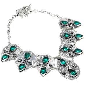 Élégant collier à maillons plaqué argent 925 belle pierre principale de tourmaline verte bijoux de mode pour femmes symbolisme chrétien - Product Image 1