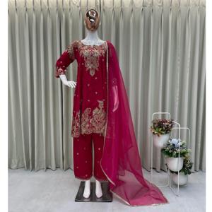 Trajes paquistaníes de césped puro más vendidos con bordado mínimo Ropa de verano simple y elegante disponible a los mejores precios - Product Image 1