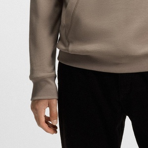 Las Mejores Sudaderas con Capucha Personalizadas de Color Sólido OEM, Sudaderas Transpirables y Antiarrugas, Sudaderas Extra Grandes de Corte Holgado a Precio Económico - Product Image 3