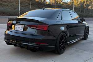 Audi RS3 2019 d'occasion en bon état, 21 400 miles, turbo 5 cylindres, transmission intégrale, modifications performance - Product Image 2