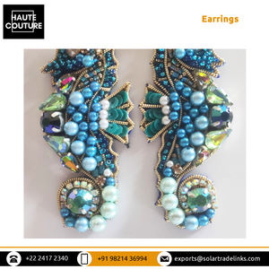 Pendientes colgantes con forma de caballito de mar para mujer y niña, aretes de 9cm de largo, bordado a mano - Product Image 5