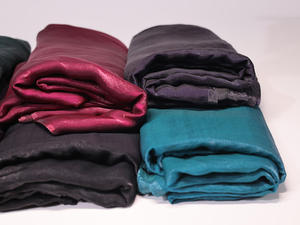 Fournisseur indien de tissu en satin de nylon Tora pour robes de soirée ou robes de soirée, disponible pour la vente en gros - Product Image 5