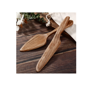 Cuchillo de madera para servir pasteles de primera calidad y uso hecho a mano para eventos de bodas y cumpleaños a precio mayorista - Product Image 3
