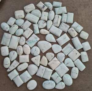 Cabochon de Howlite naturelle de haute qualité de qualité supérieure aux prix de gros prêt à expédier des pierres précieuses de guérison en vrac OEM - Product Image 4