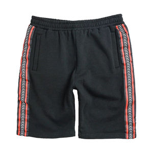 กางเกงขาสั้นผ้าฝ้ายเอวยางยืดสำหรับผู้ชายกางเกงขาสั้นผ้าฟลีซเหงื่อธรรมดาสำหรับผู้ชายขายส่งโลโก้กำหนดเอง - Product Image 5