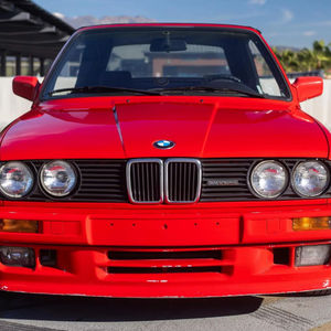 BMW 325i Convertible de 1991, Usado, Motor de 6 Cilindros, Kit de Carrocería M-Technic II, Recién Revisado, Propiedad de California - Product Image 1