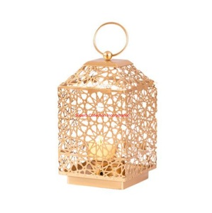 Nouveau élégant en métal doré photophore bougeoir lanterne lanterne de table décorative Cage par superbe Collection Incorporation - Product Image 1
