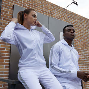 ชุดวอร์มผ้าฟลีซคอตตอนแบบสองชิ้นสั่งทำได้สำหรับทุกเพศ ชุดลำลองผู้ชายแบบซับลิเมชั่น แห้งเร็ว คุณภาพสูง พร้อมโลโก้สั่งทำ - Product Image 1