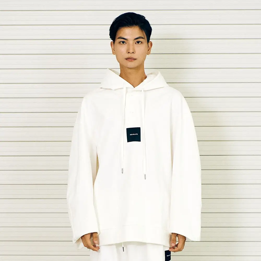 韓国のファッション服DEARLIFE OVERFIT LONG SLEEVE HOOHED T-SHIRT OFFWHITE XL by Lotte Duty Free