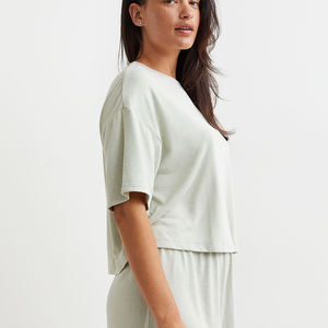 Camisetas de estilo caliente para mujer, cómodas mangas cortas, cuello redondo, collares y camisetas de longitud de tamaño Regular para mujer - Product Image 3