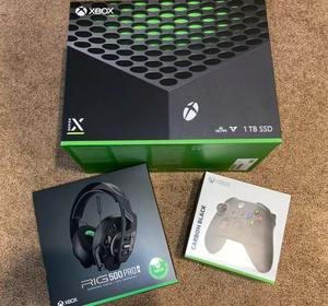NOUVELLES PROMOTIONS : Console Microsoft Xbox Series X 1 To + 2 Manettes & 10 Jeux Gratuits avec Casque - Product Image 3