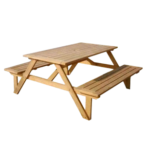 Un ensemble de tables et de chaises pour restaurant en plein air, en teck massif, style moderne, pour quatre personnes. - Product Image 2