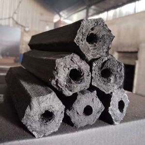 Charbon de bois écologique à base de sciure de bois pur produisant une chaleur constante, adapté au grillage et aux applications de chauffage régulières - Product Image 1