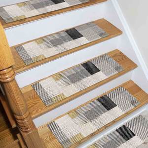 Tapis imprimé à motifs géométriques : moderne, ethnique, doux, design personnalisé, avec poils doux - Product Image 1