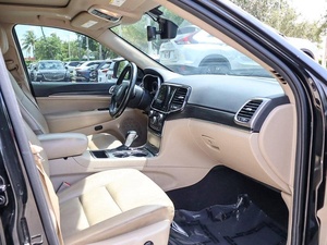 2020 Jeep Grand Cherokee Overland - Product Image 2