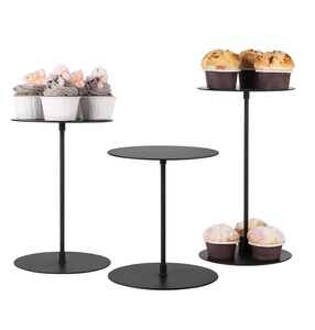 Ensemble de supports à gâteaux de mariage en fer doré en gros, supports à cupcakes pour les tables de fête, décorations de mariage. - Product Image 2