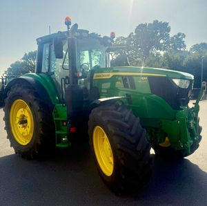 Trouvez une icône similaire 2024 Agricultural John Deer 5075E Tracteurs utilitaires à VENDRE à bas prix. - Product Image 1