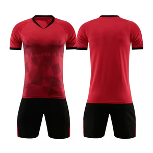 Fabricant de kits de football personnalisés pour hommes, ensemble de maillots, vêtements de football de haute qualité, uniforme de football pour club avec service OEM - Product Image 6