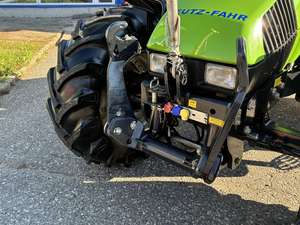 Moteur Deutz Fahr Agrotron 120 6 cylindres, transmission Powershift 40 km/h, boîte ZF 6 vitesses avec Powershift 4 vitesses, cabine confort / climatisation - Product Image 4