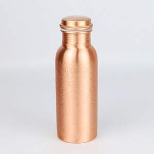 Botella de agua de cobre Botella de cobre para agua potable con alta calidad de botellas de agua de cobre de La India - Product Image 4