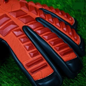 Gants d'entraînement de gardien de but de football professionnel pour gardiens de but avec matériau en latex Protection des doigts applicable en plein air - Product Image 3