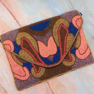 El mejor monedero de mensajero hecho a mano de estilo bohemio para mujer, bordado de cuentas de resina ecológico, cadenas, botón sólido ligero para - Product Image 1