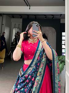 Lehenga en soie pure et douce de créateur avec impression fantaisie avec feuille de travail Style pakistanais Lehenga Choli pour demoiselles d'honneur, choli de mariage - Product Image 3