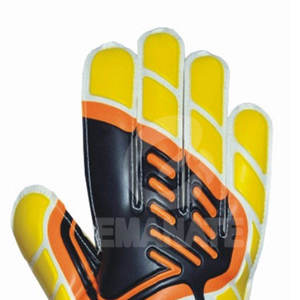 Guantes de Portero de Fútbol Premium de Cuero Grueso con Empaque Personalizado, Agarre Fuerte, Cierre de Velcro con Logotipo Personalizado para Entrenamiento - Product Image 4