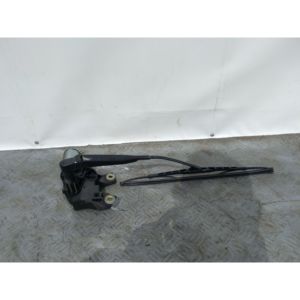 MOTEUR D'ESSUIE-GLACE ARRIÈRE MERCEDES Vaneo 1ère Série A1688200442 (01>) - Product Image 1