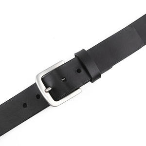 Cinturones de cuero genuino Fabricante OEM Tamaños y estilos personalizados para hombres y mujeres Duradero y elegante para uso diario - Product Image 4