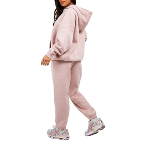 El chándal Jogger para mujer hecho de tela de mezcla de algodón transpirable proporciona comodidad durante el ejercicio y el uso diario - Product Image 1