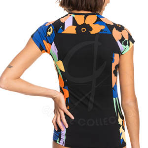 เสื้อกันผดผื่นแขนสั้น100% ผ้าโพลีเอสเตอร์สำหรับผู้หญิงผ้ายืดได้สำหรับโลโก้ออกแบบได้ตามต้องการ - Product Image 3