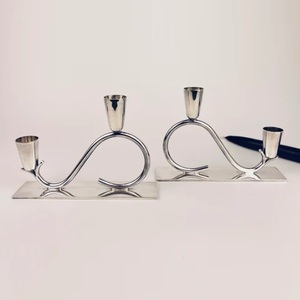 Porte-bougies modernes en aluminium pour la maison minimaliste, les mariages, les fêtes, décoration de Noël élégante, faits à la main, taille personnalisable - Product Image 5