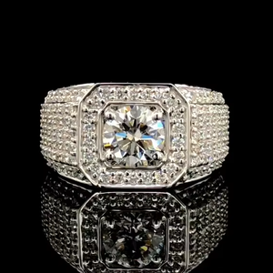 Anillo de Hombre con Diamante Cultivado en Laboratorio de Corte Redondo, Oro Sólido de 14k, Certificado IGI - Product Image 1
