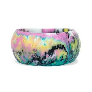 Joyería VERSÁTIL, pulsera acrílica de resina, brazalete exagerado, deslumbrante, Multicolor, ancho, Irregular, cuadrado, pulseras acrílicas - Product Image 1