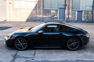 2024 911 Carrera T Coupe 7สปีดคู่มือ, แพ็คเกจ Sport Chrono, ไม่มีการดัดแปลง - Product Image 2