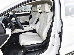 SUV Híbrido Enchufable Usado 2024, Motor de Gasolina/Eléctrico, Transmisión Automática, Asientos de Cuero, Techo Panorámico, Suministrado desde Japón - Product Image 3